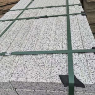 自贡 白麻花岗岩直行盲道石，盲条，地铺石