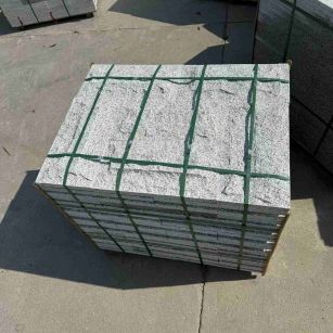 自贡 白麻花岗岩石材自然面蘑菇石成品