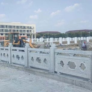 自贡 白麻花岗岩荔枝面河道栏杆