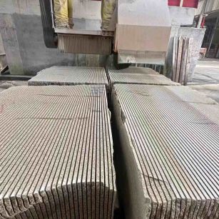 自贡 车间生产日常，黄金麻白麻花岗岩