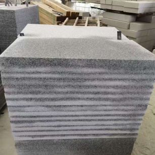 自贡 芝麻白5公分火烧地铺成品，900*400，规格可定制