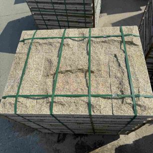 自贡 黄金麻花岗岩石材自然面蘑菇石成品