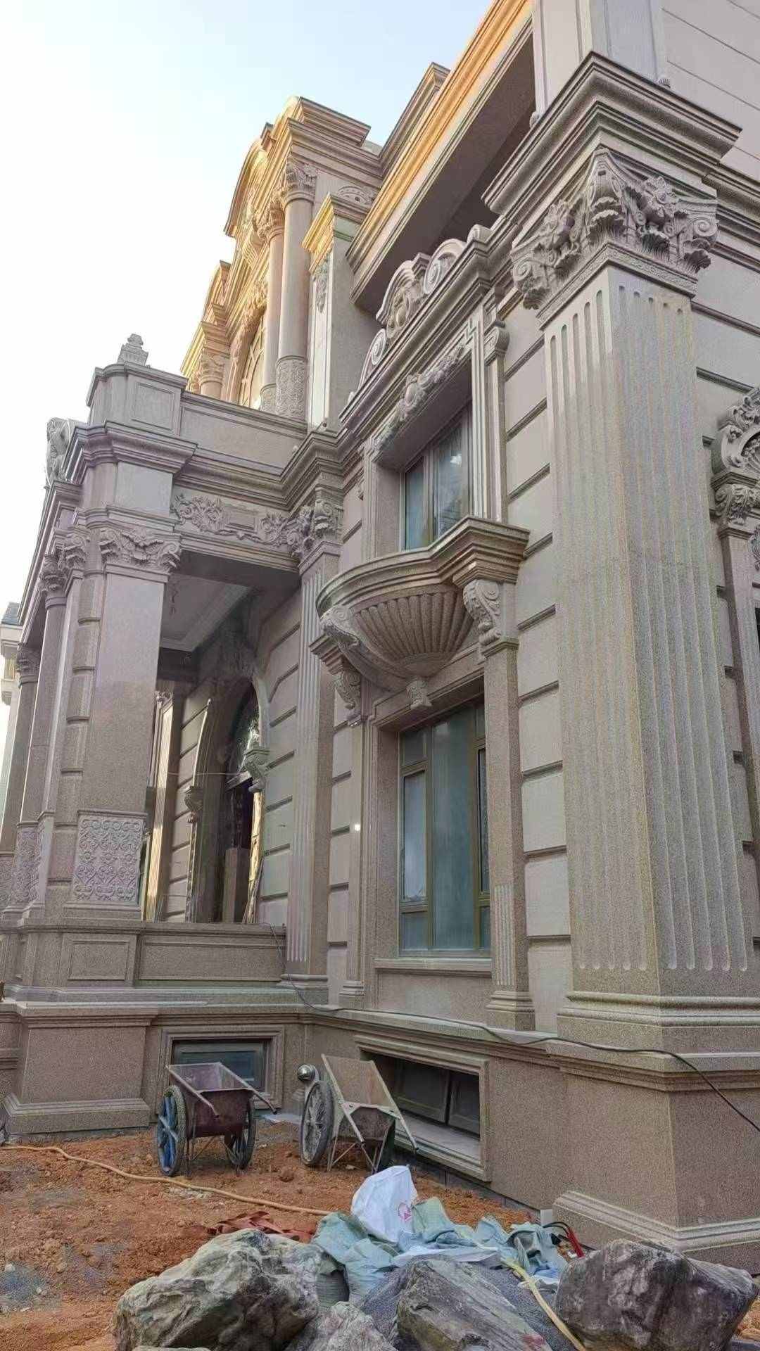 自贡 黄金麻花岗岩光面别墅外墙干挂施工完成