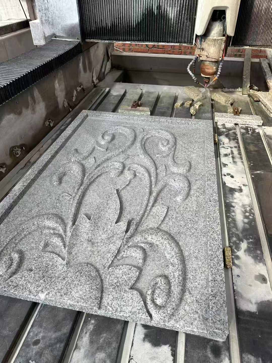 自贡 白麻别墅干挂雕花板