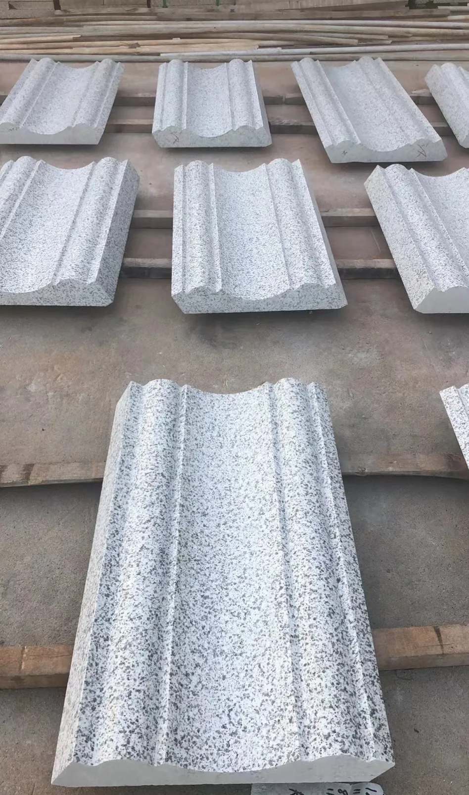 自贡 白麻花岗岩光面别墅线条