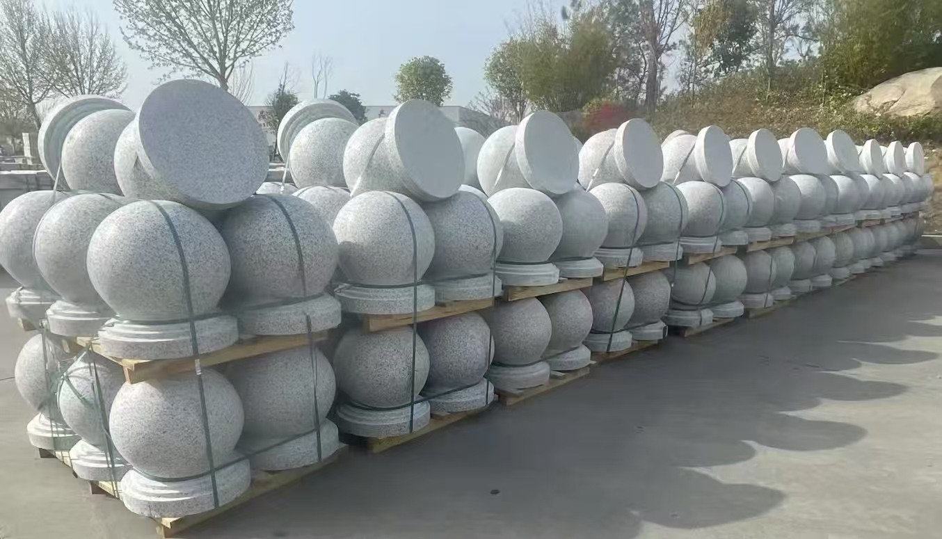 自贡 白麻花岗岩石材圆球，石球，挡车球，隔离球，景观石球，风水球等