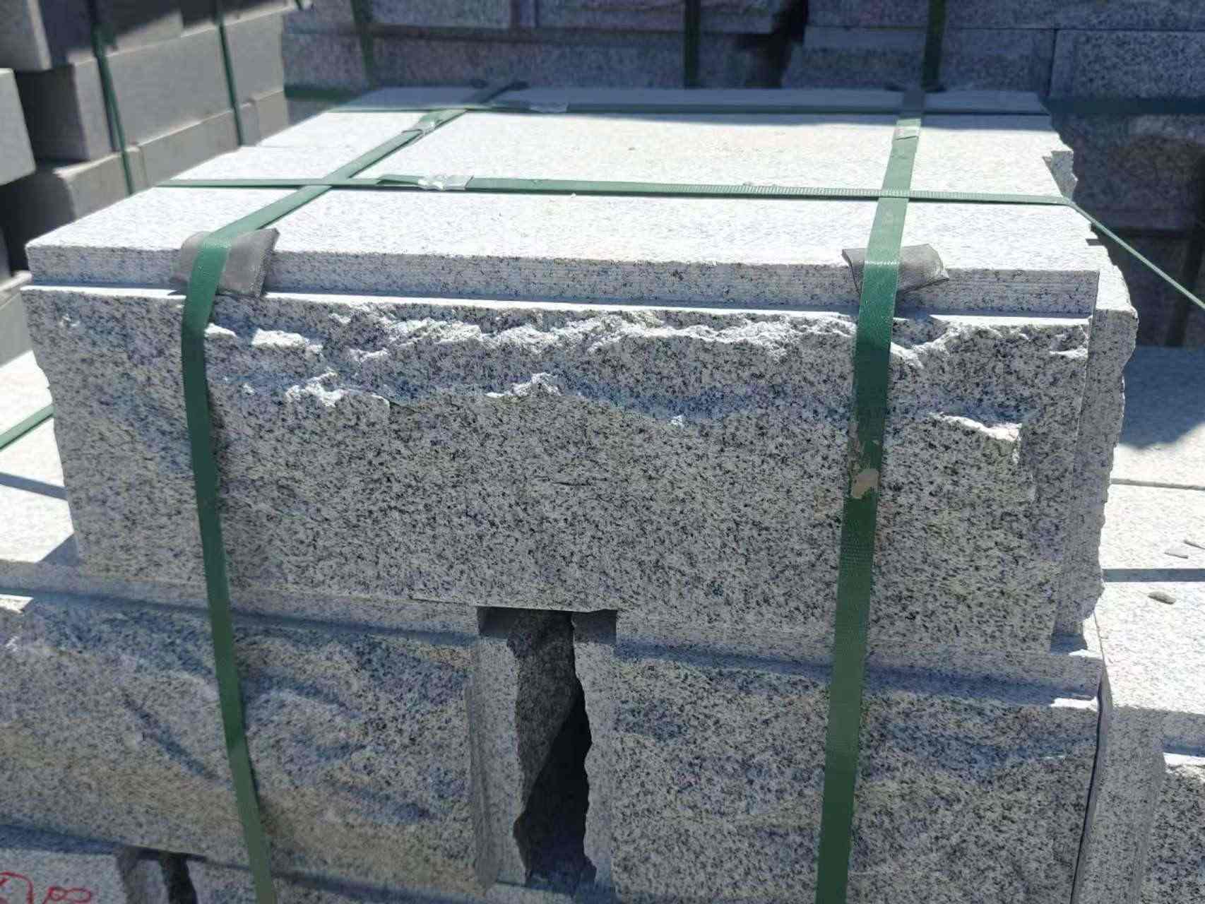 自贡 芝麻白花岗岩自然面成品