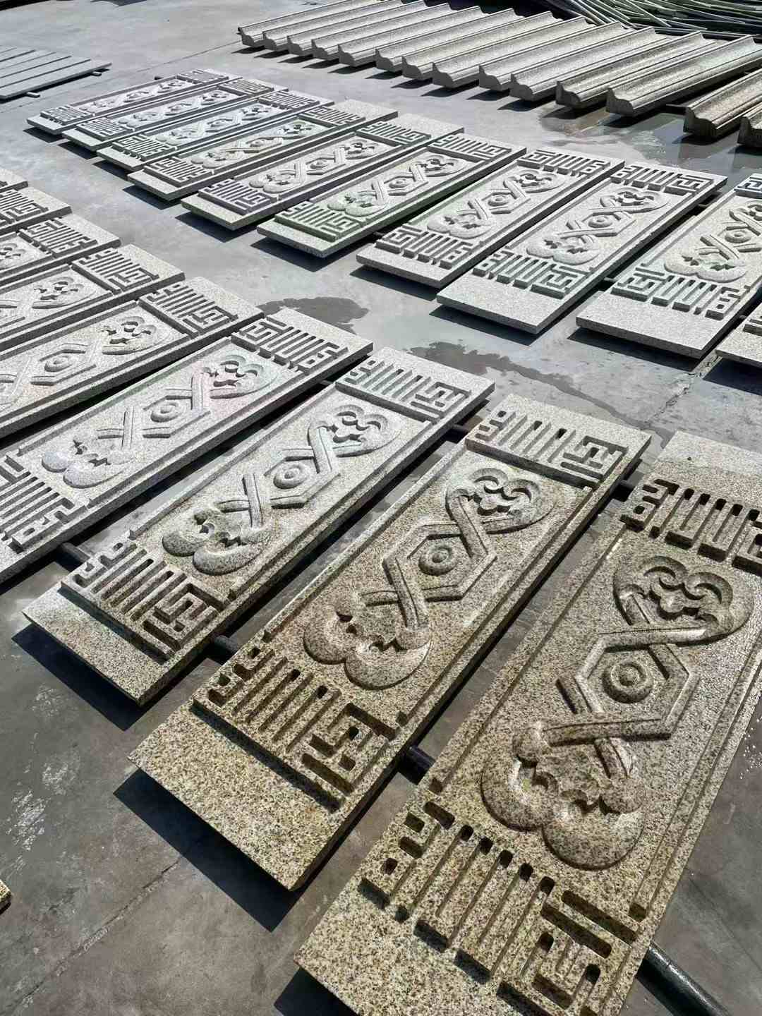 自贡 黄金麻花岗岩外墙雕刻板