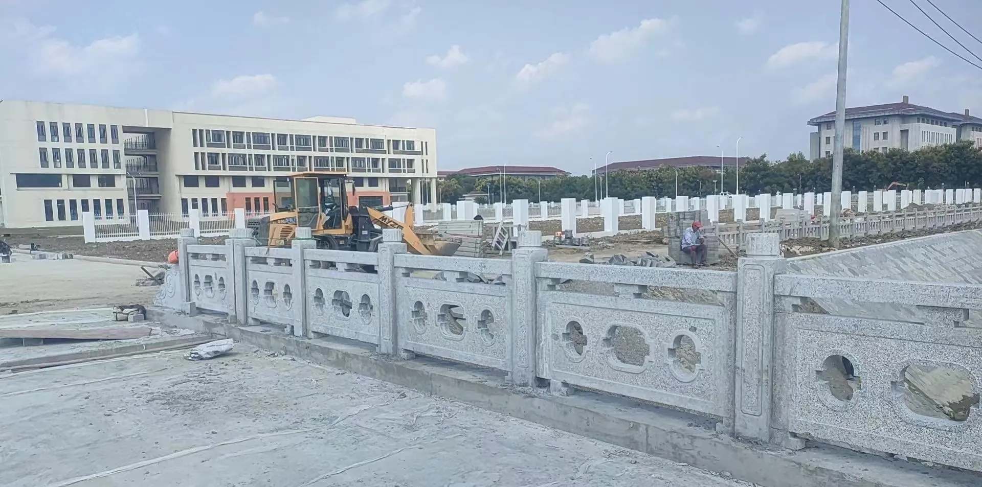 自贡 白麻花岗岩荔枝面河道栏杆