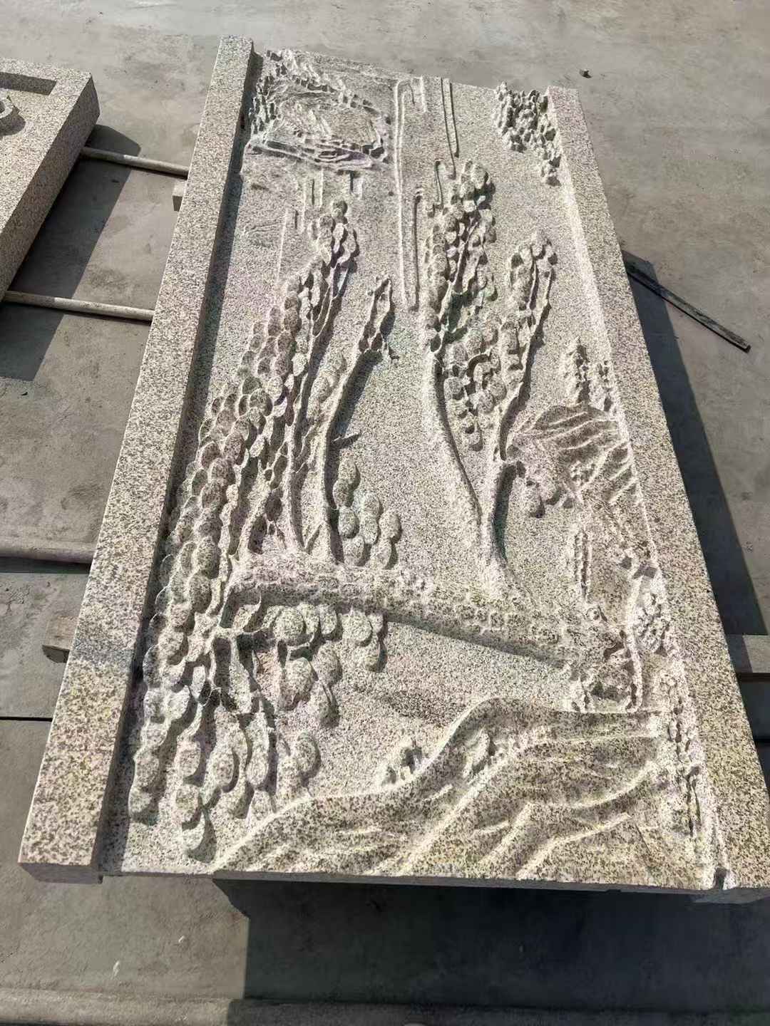 自贡 黄金麻雕刻板浮雕迎客松