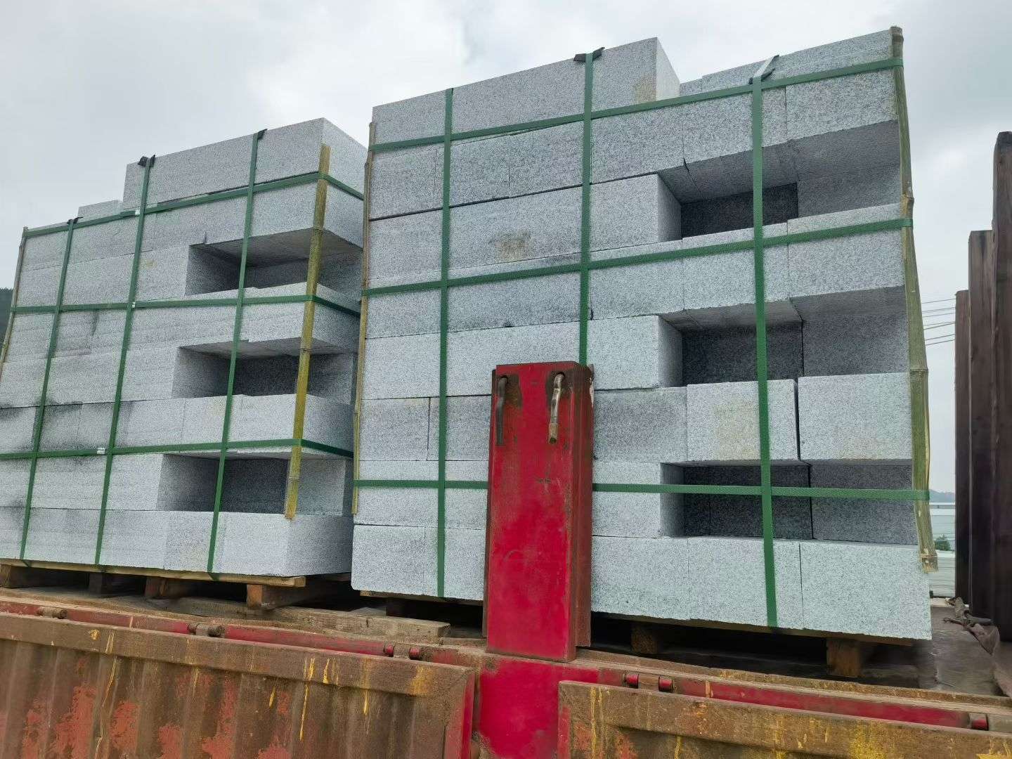 自贡 芝麻白花岗岩路沿石，平石，路侧石，马路牙子，路缘石，立缘石，平缘石等