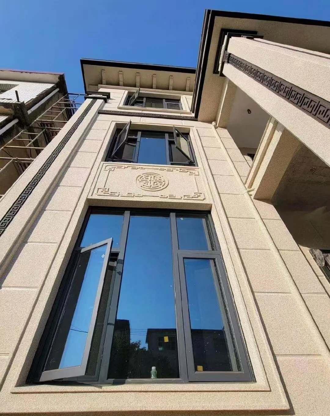 自贡 黄金麻荔枝面别墅外墙干挂效果展示