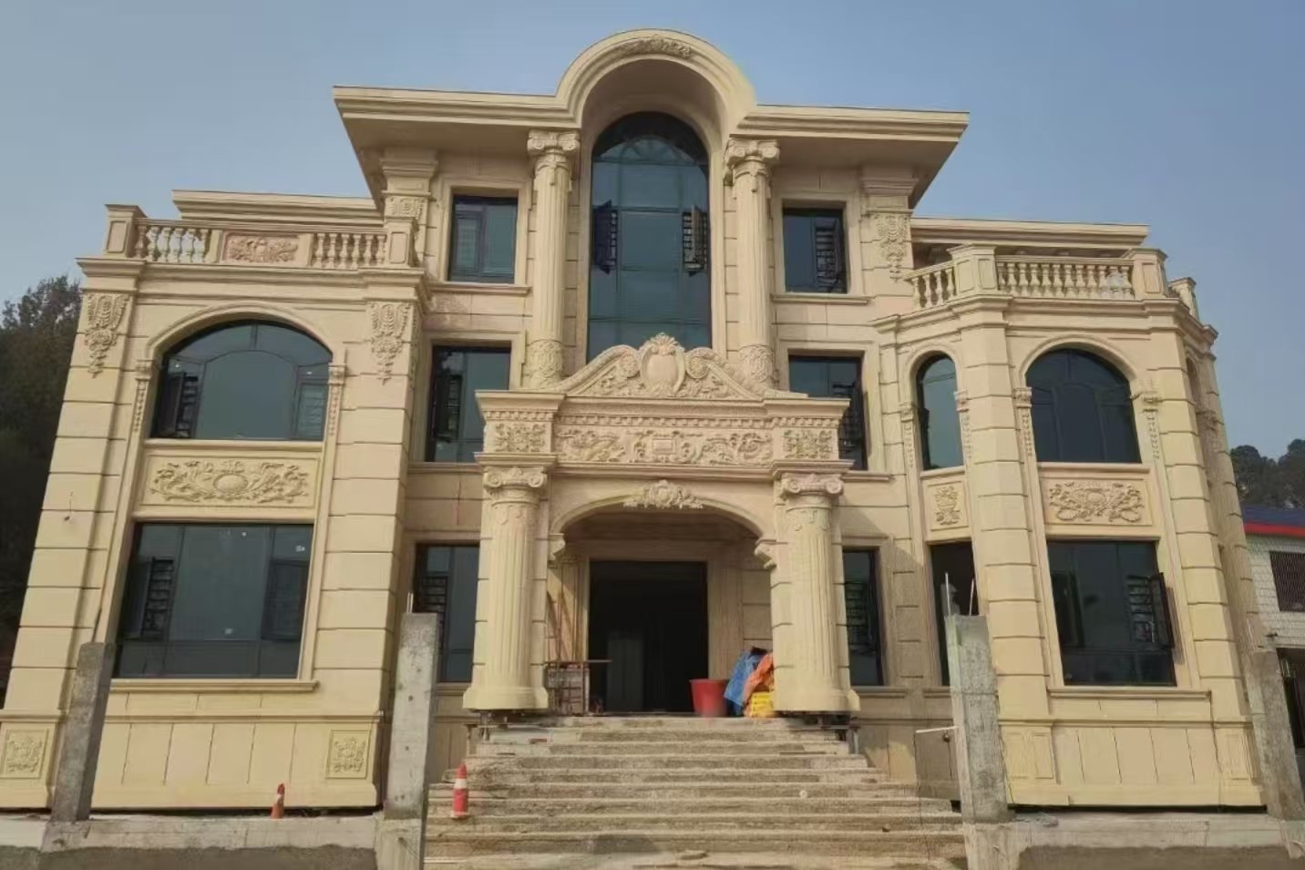 自贡 黄金麻花岗岩别墅外墙干挂